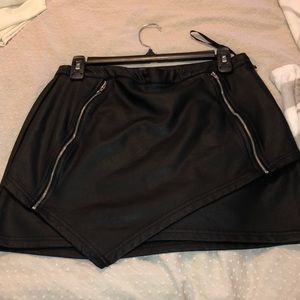 Tobi pleather skirt